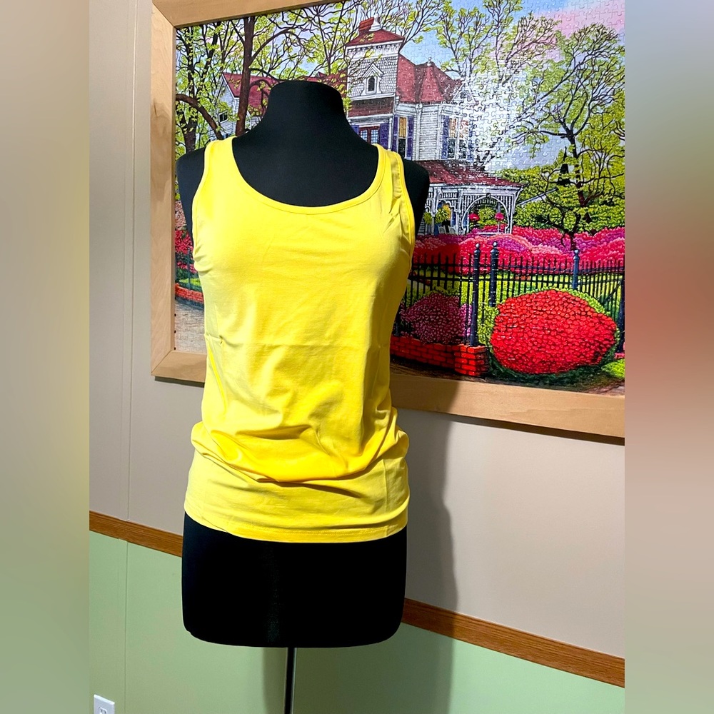 Bright Yellow Tank NWT